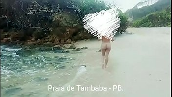 Thays passeando na praia de Tambaba-PB., Lindo lugar para casais naturistas.